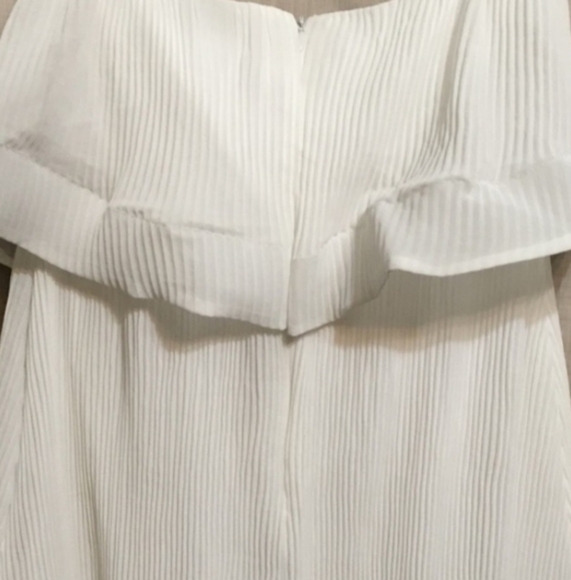 BOOHOO White Strapless Deep V Neck Mini Dress - Picture 5 of 14